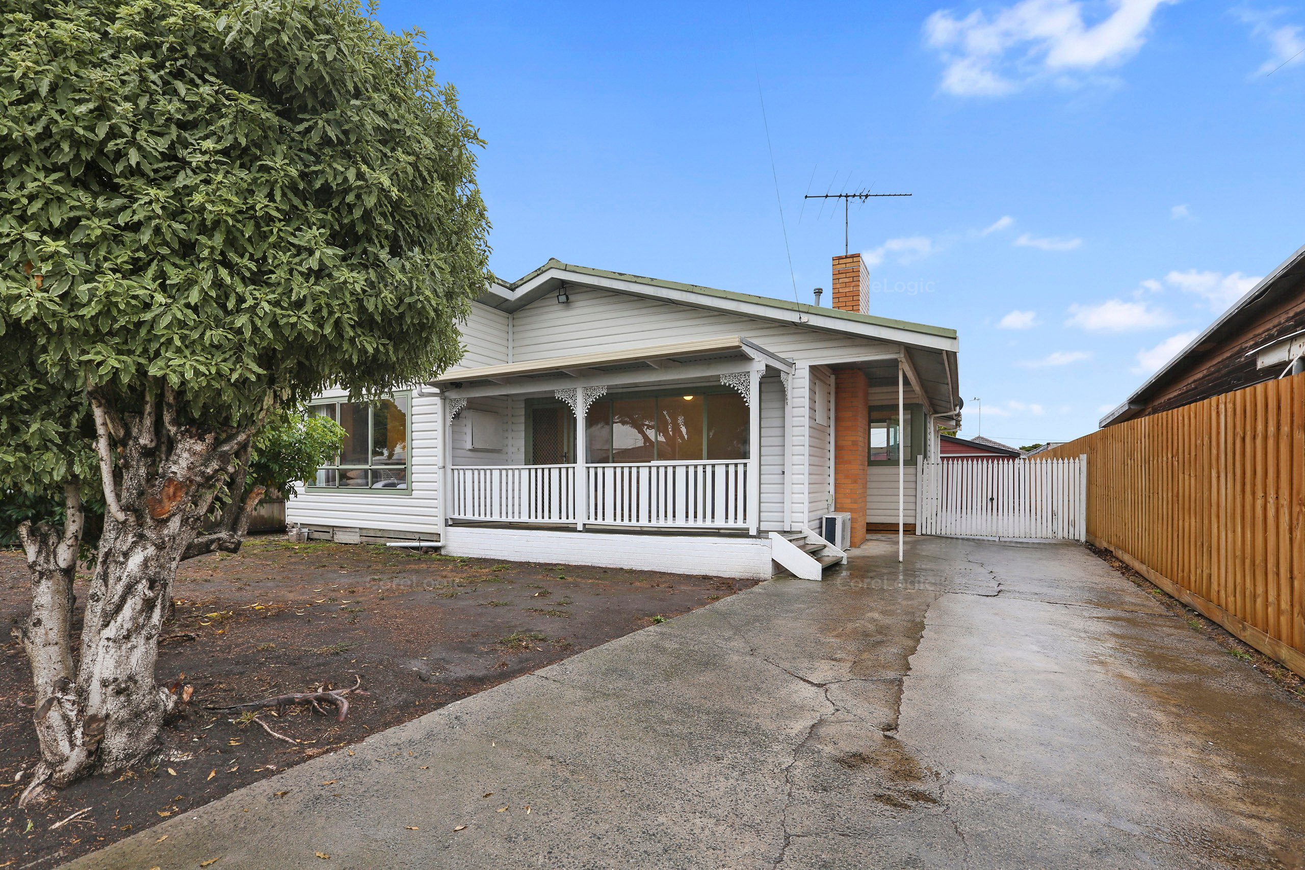 2 cartiere place newstead